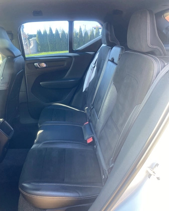 Volvo XC 40 cena 113900 przebieg: 128000, rok produkcji 2018 z Leżajsk małe 301
